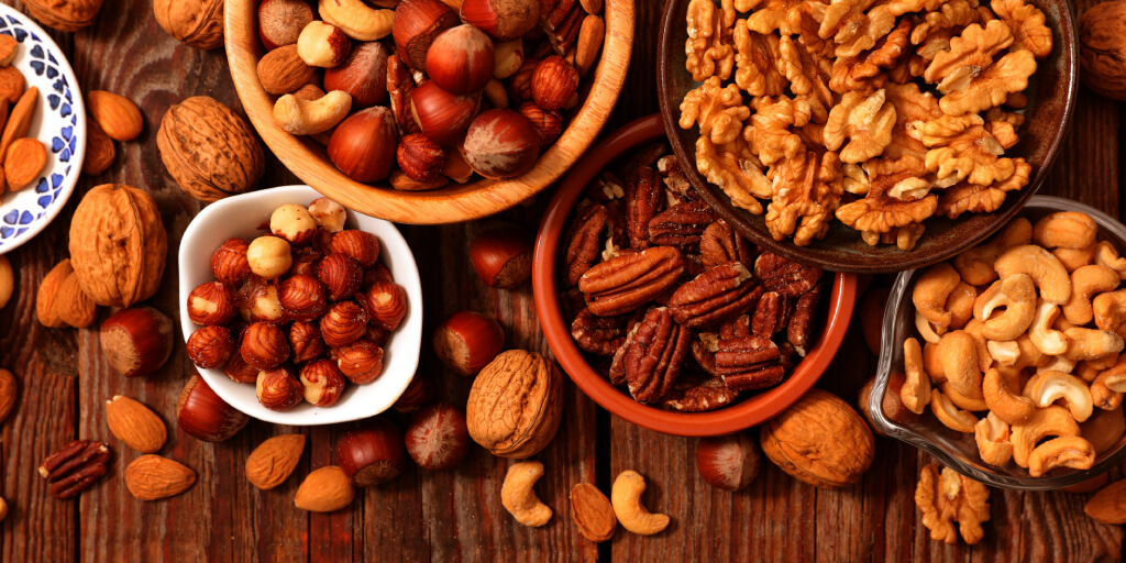 best time to eat nuts